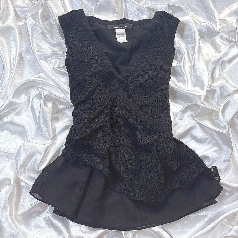 Vintage Jones New York Silk Wrap Top Black Excellent Crinkle Peplum Blouse 12